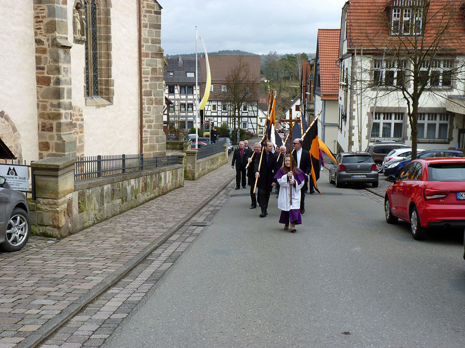 Festgottesdienst zum 50jahrigen Priesterjubiläum von Stadtpfarrer i.R. Geistlichen Rat Ulrich Trzeciok (Foto: Karl-Franz Thiede)